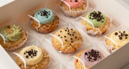 preserving baked goods texture
